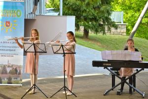 Trio JUTINA, Julija Kalan, Naja Horjak in Tinka Muck